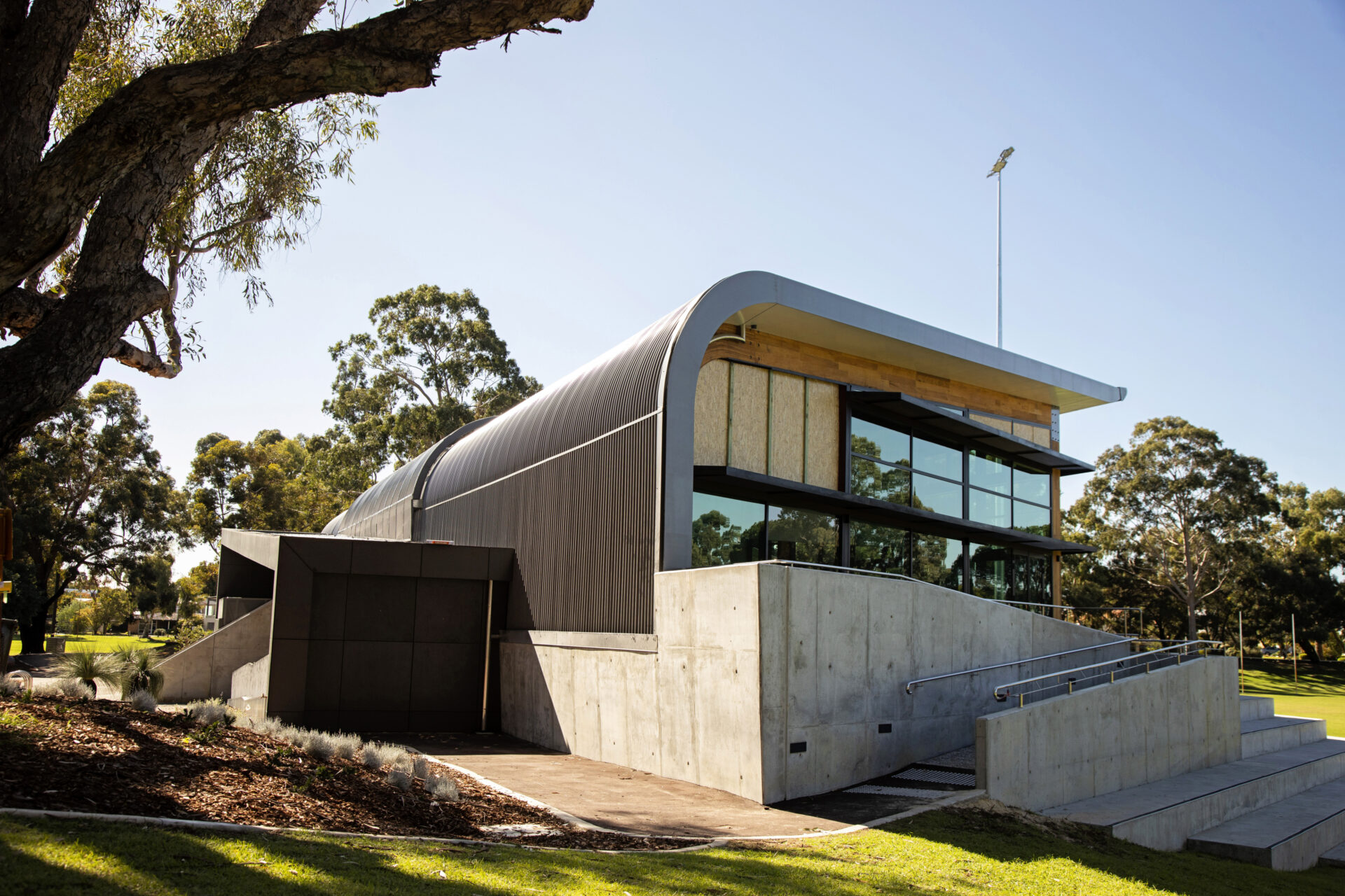 Roofeze Roofing Cladding Shirley 33