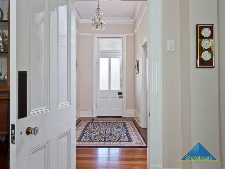 59 Loch Street gallery