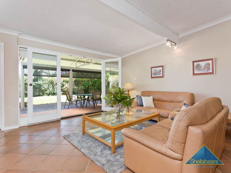 59 Loch Street gallery