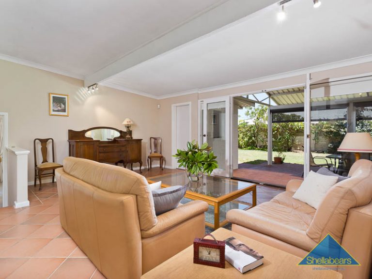 59 Loch Street gallery