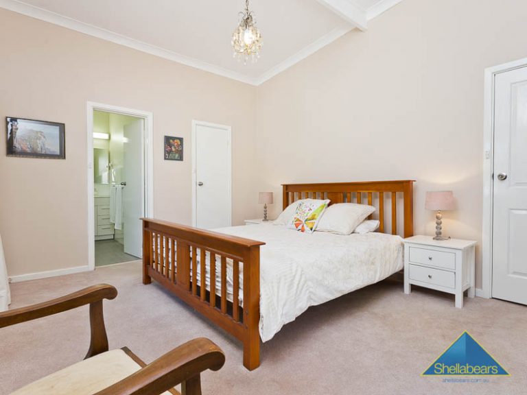 59 Loch Street gallery