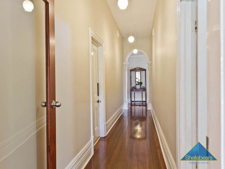 59 Loch Street gallery