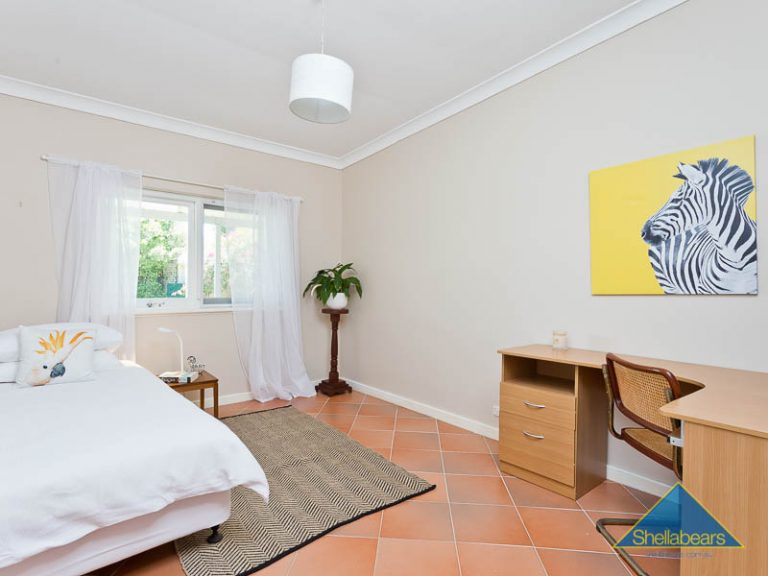 59 Loch Street gallery