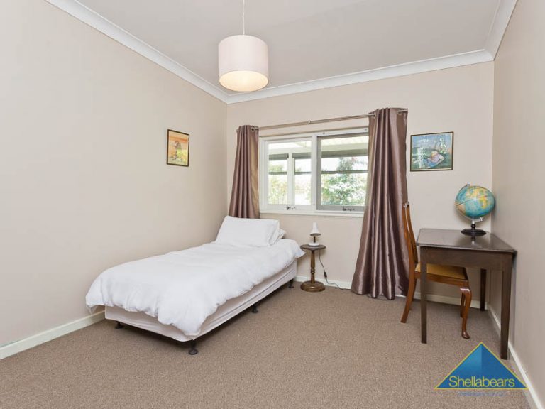 59 Loch Street gallery