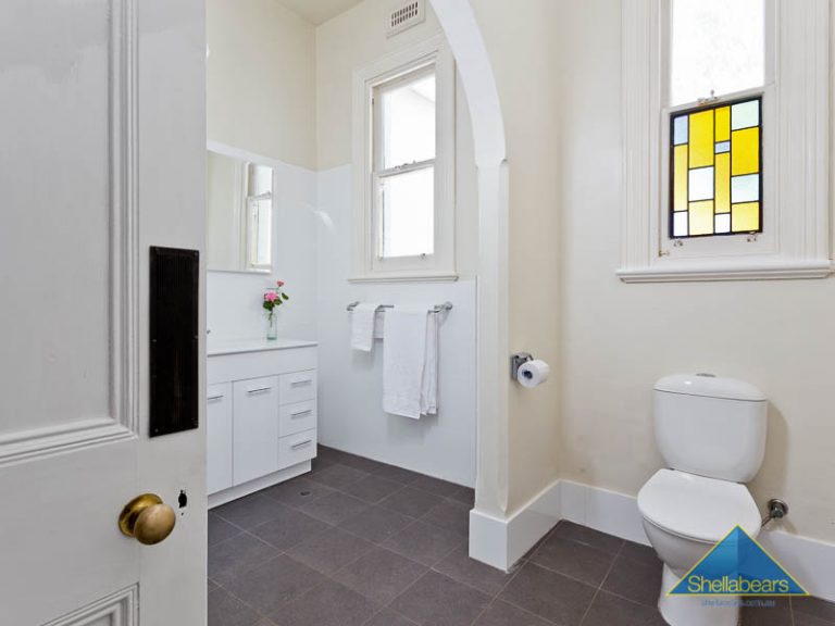 59 Loch Street gallery