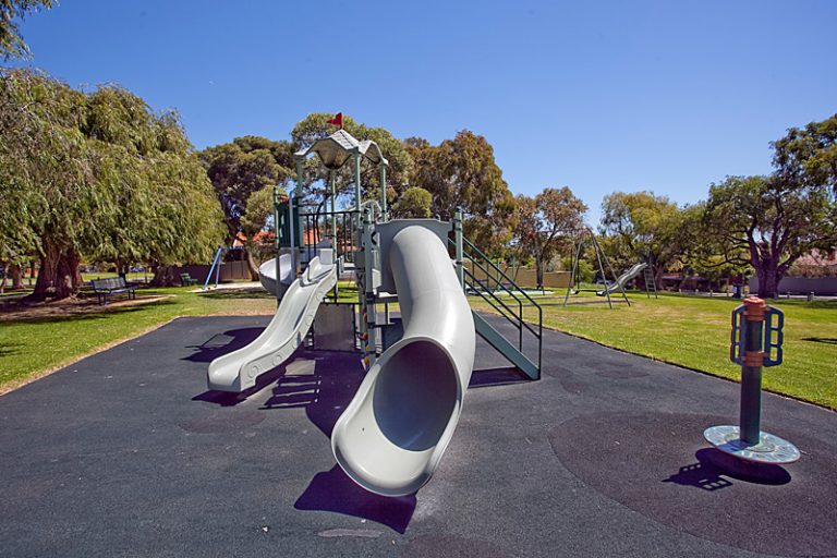 16 Parry Street gallery