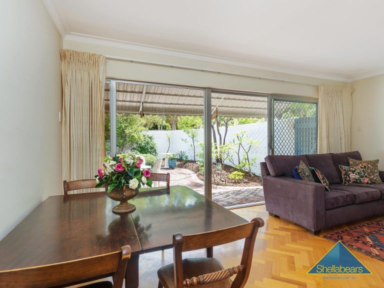 3/21 Anstey Street gallery