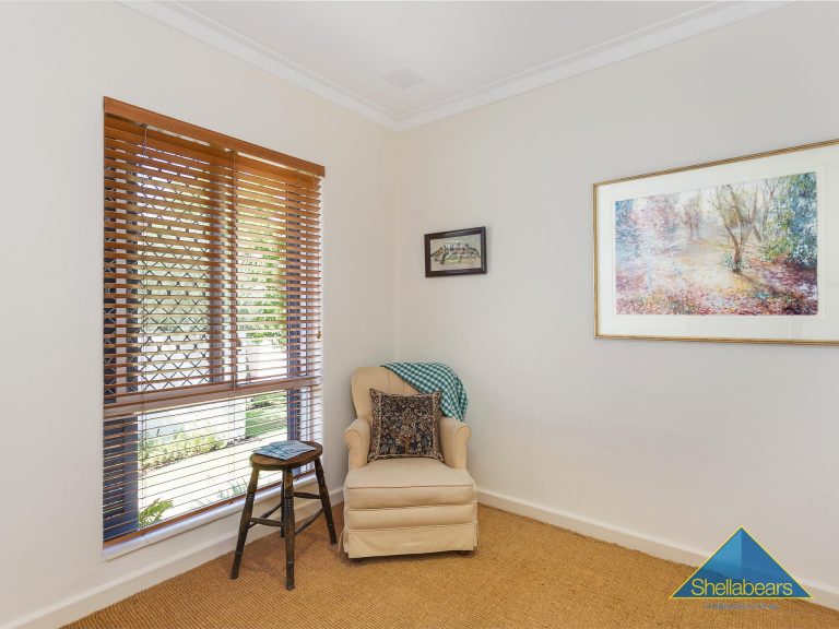 3/21 Anstey Street gallery