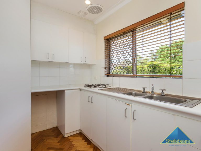 3/21 Anstey Street gallery