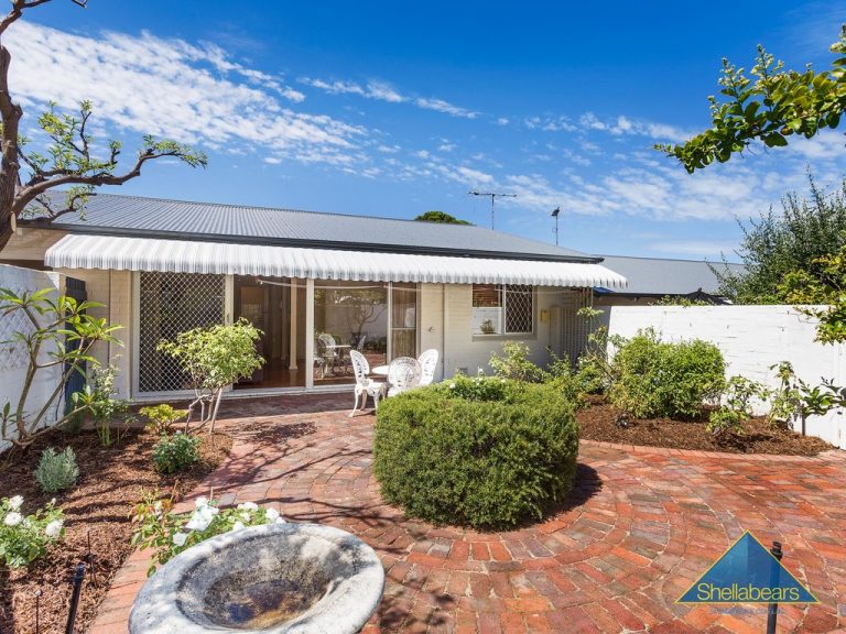 3/21 Anstey Street gallery