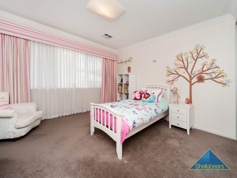 11A James Road gallery