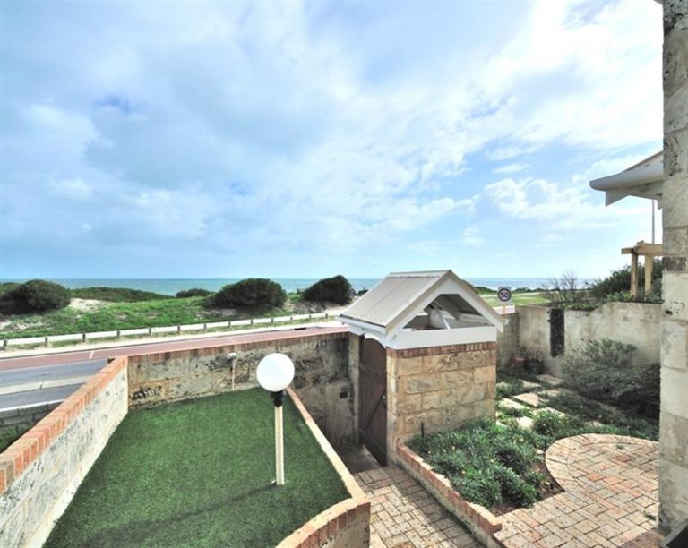 18 Marine Parade gallery