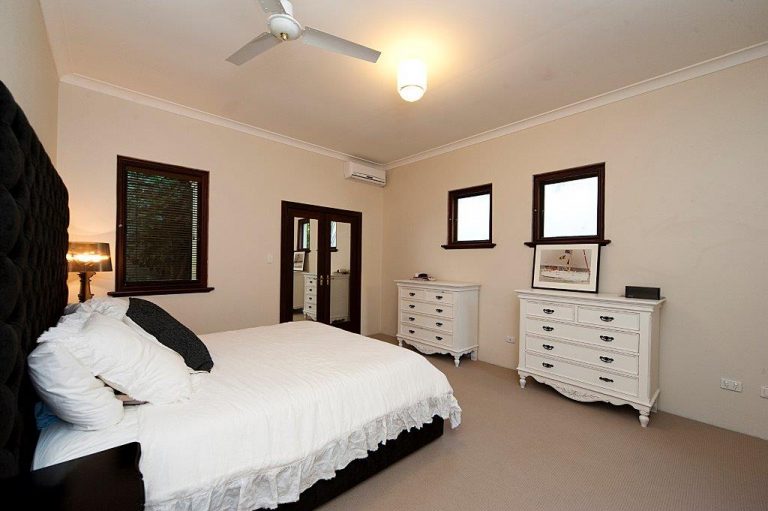 12 Geraldine Street gallery