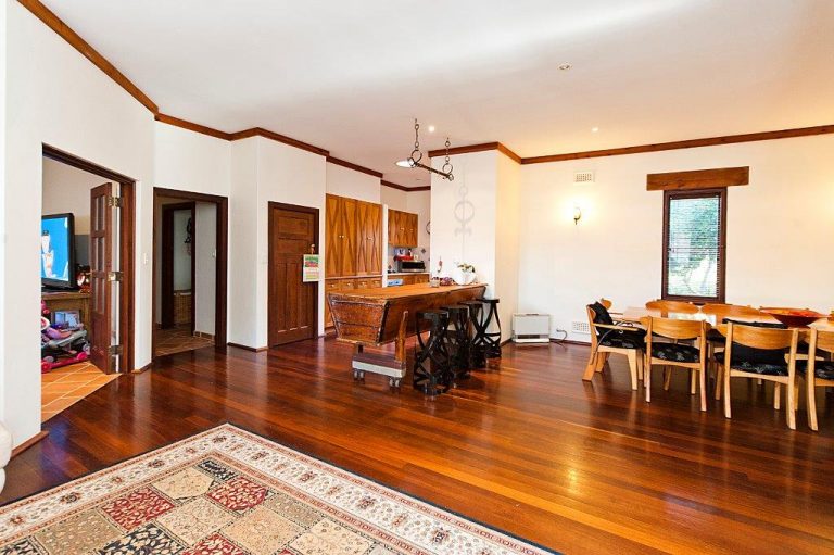 12 Geraldine Street gallery