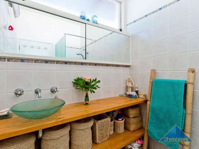 “Hillview” gallery