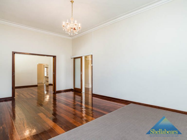 13 Swan Street gallery