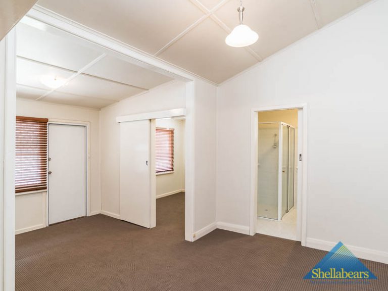 13 Swan Street gallery