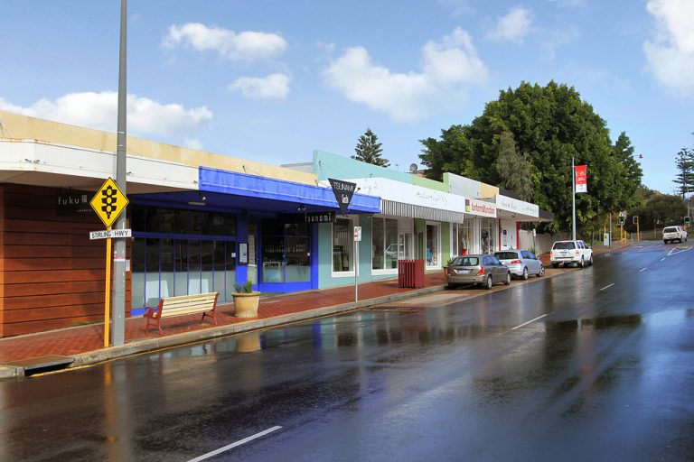 13 Swan Street gallery