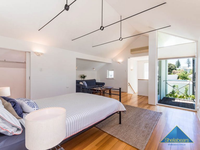 30 Beach Street gallery