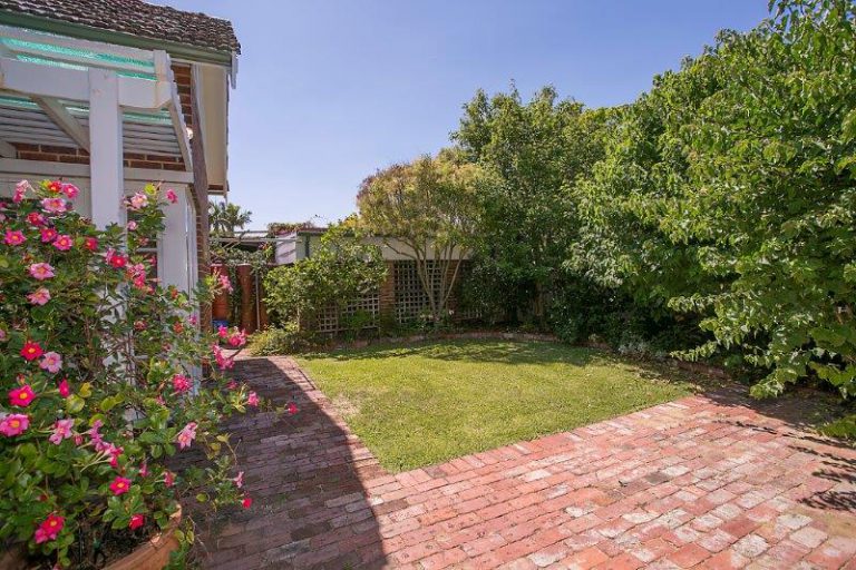 23 Morgan Street gallery