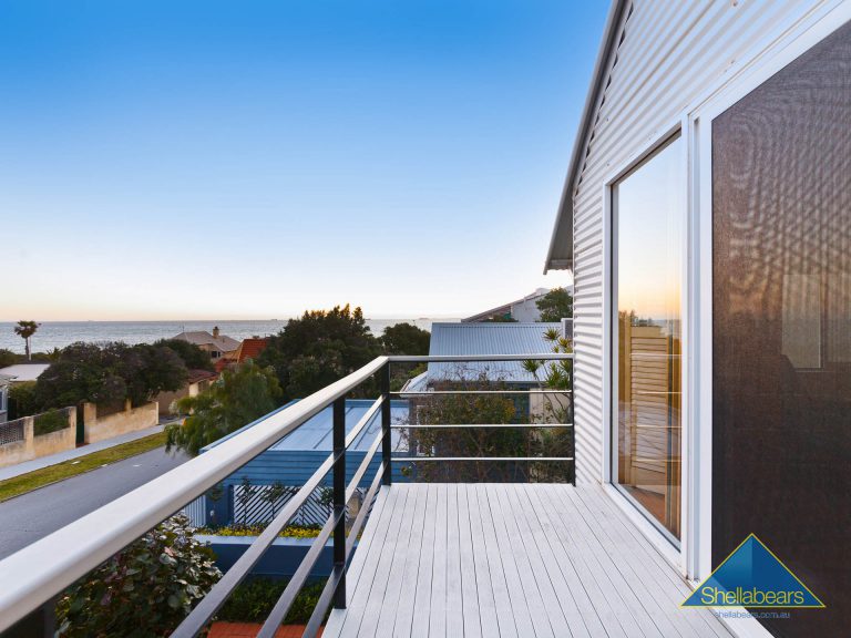 8 Sydney Street gallery