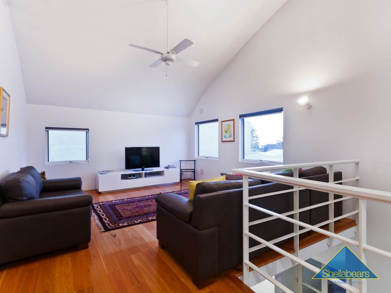 8 Sydney Street gallery