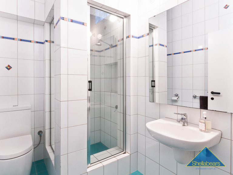 8 Sydney Street gallery