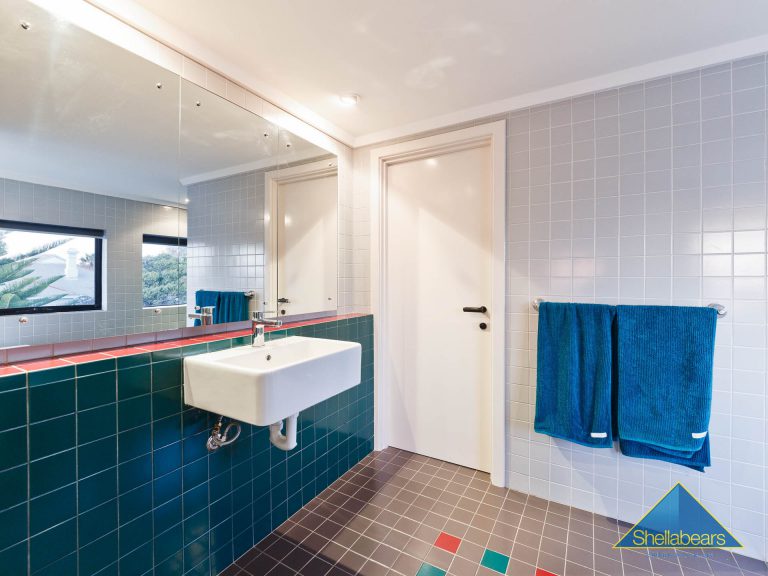 8 Sydney Street gallery