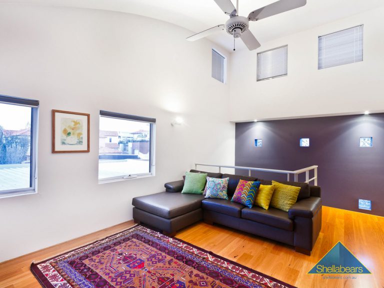 8 Sydney Street gallery