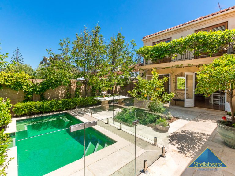 30 Broome Street gallery