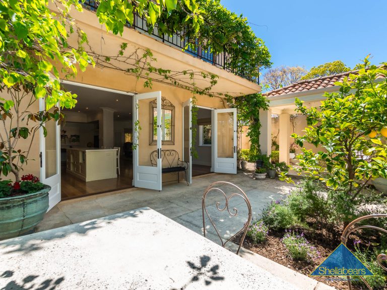 30 Broome Street gallery