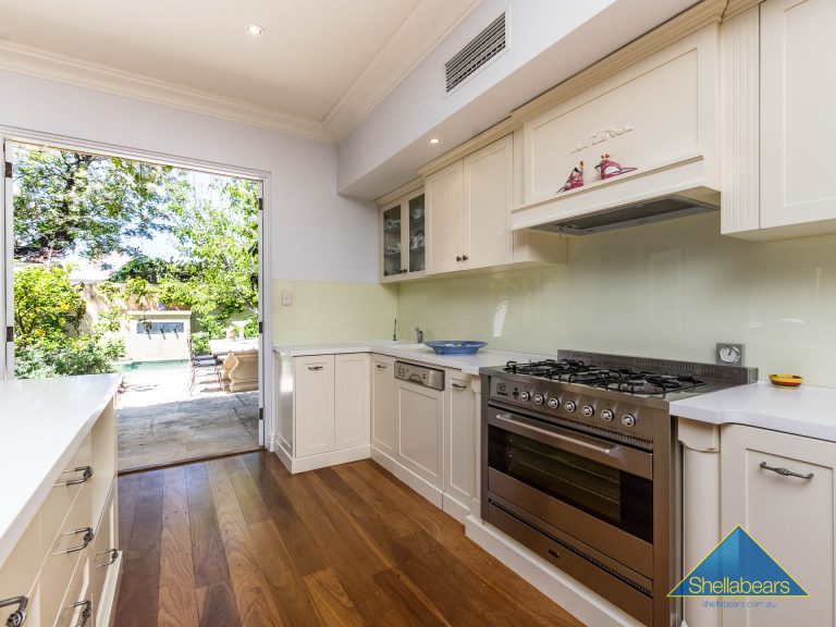 30 Broome Street gallery