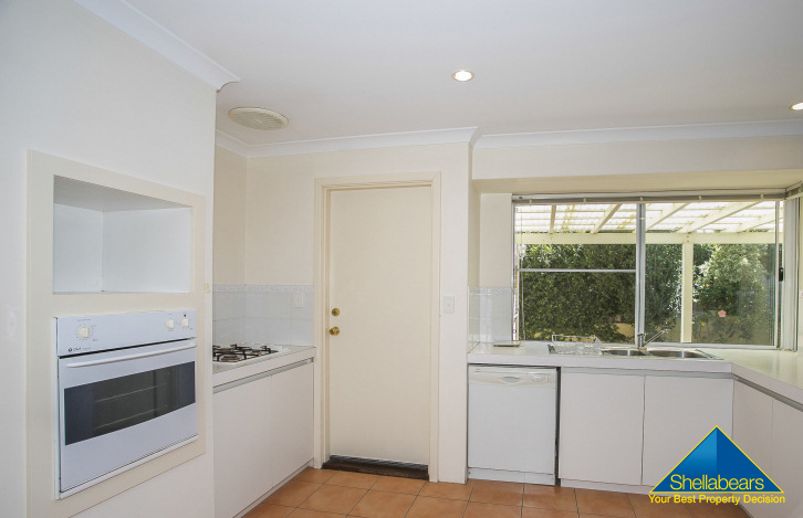 4b Waddell Road gallery