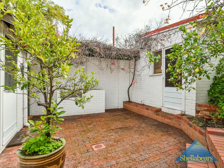 136 Grant Street gallery