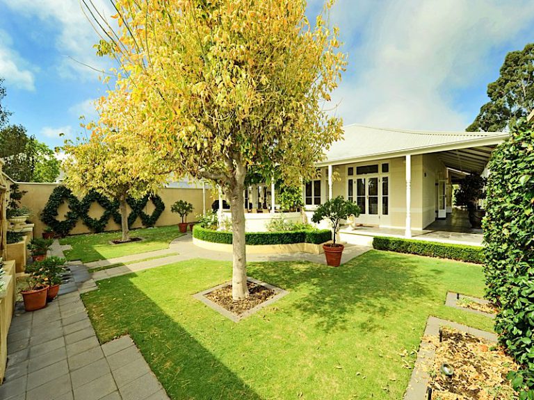 ‘DEAN PRIOR’ COLONIAL CIRCA 1905 gallery