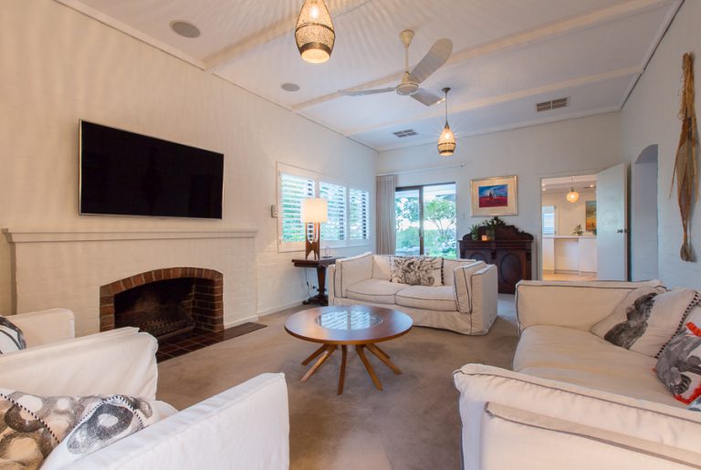 32 Jameson Street gallery