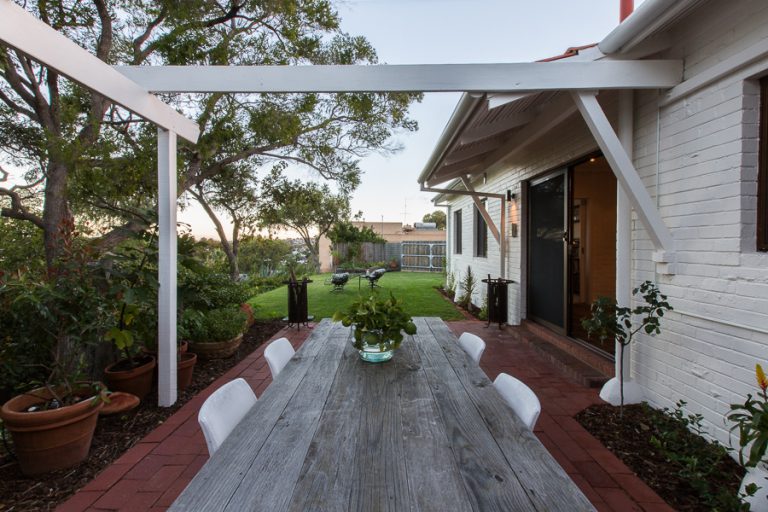 32 Jameson Street gallery