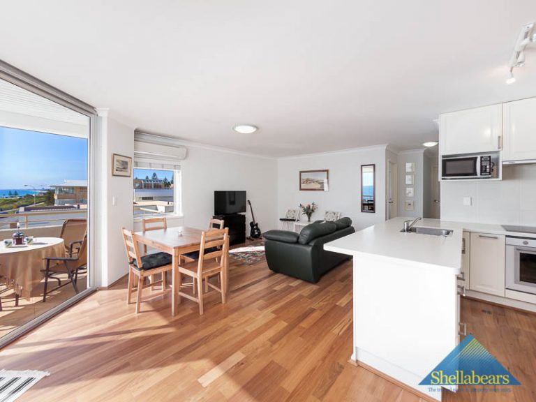 11/152 Marine Parade gallery