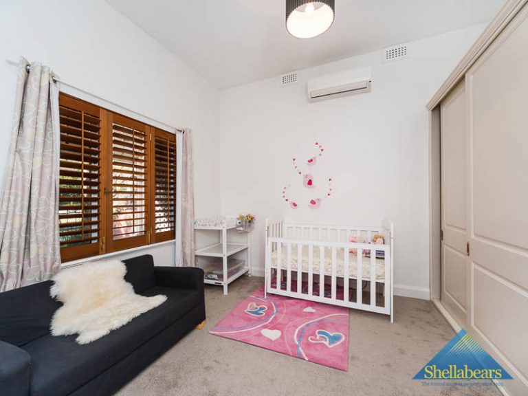 6 Monument Street gallery