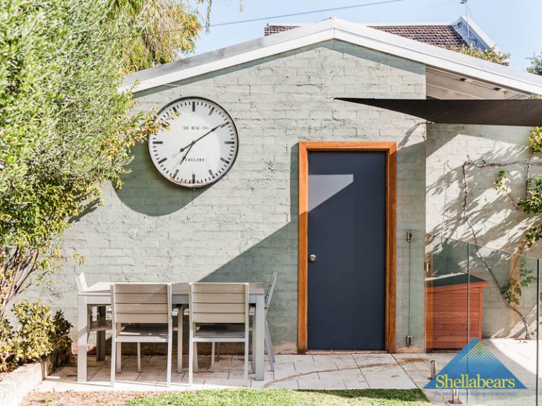 6 Monument Street gallery