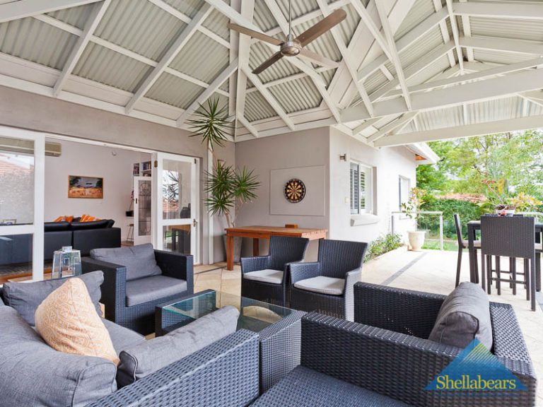 35 Vincent Street gallery