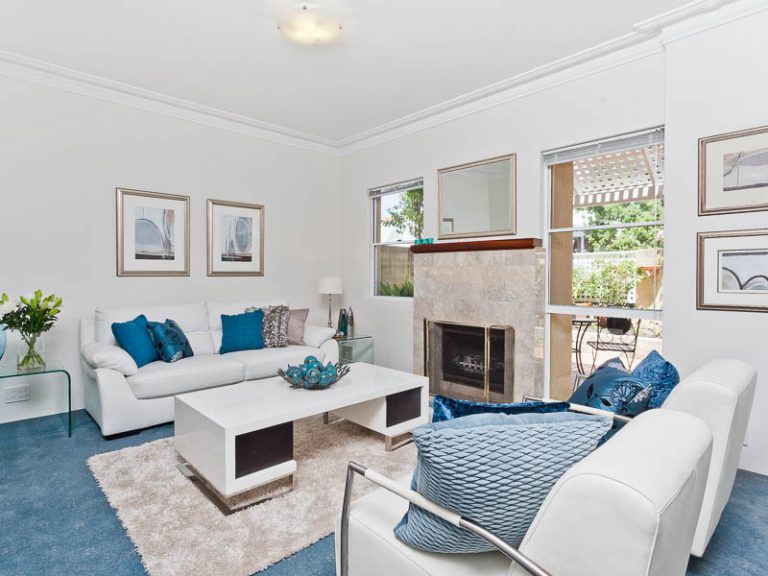 18 Perth Street gallery