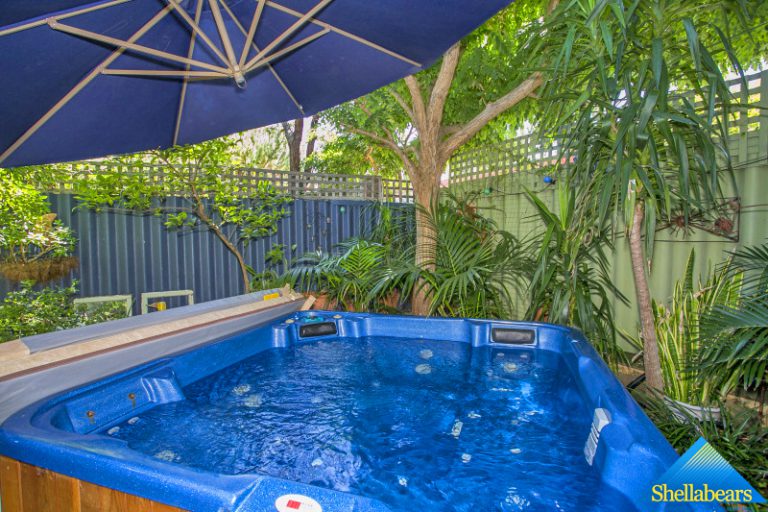 90A Aberdare Road gallery