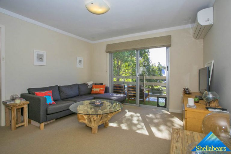 8/233 Hensman Road gallery