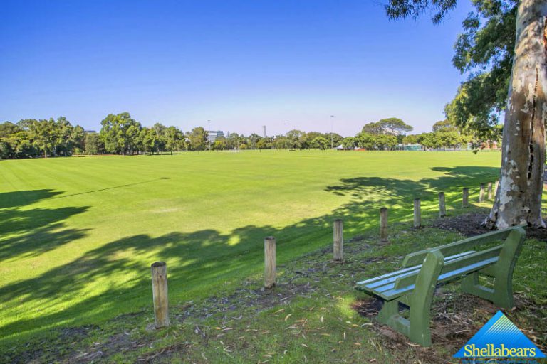 8/233 Hensman Road gallery