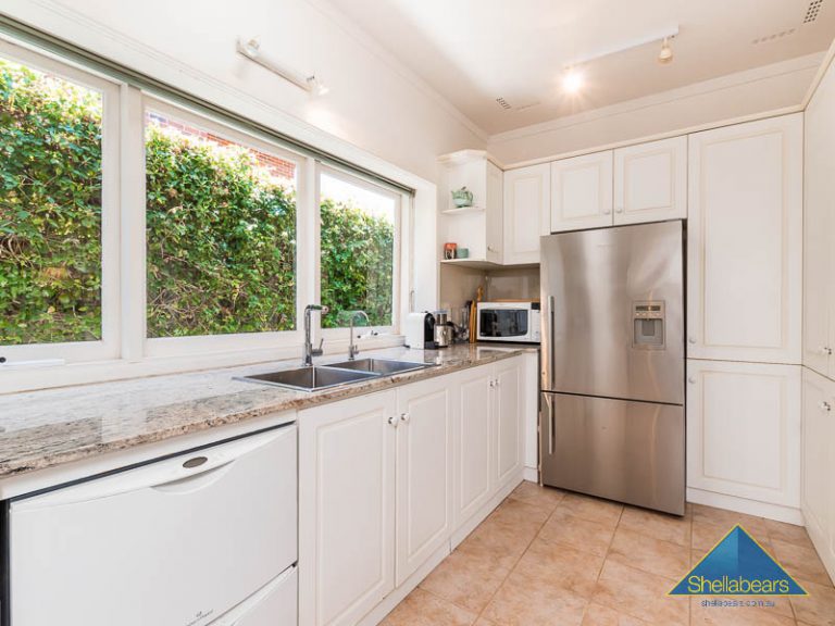 48 Viking Road gallery