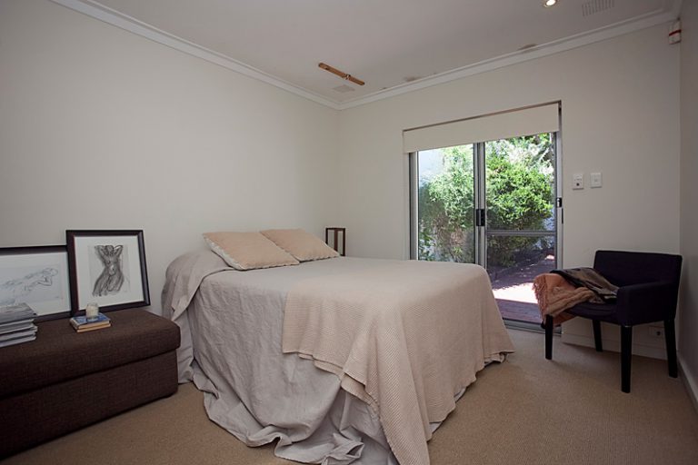 15/21 Anstey Street gallery