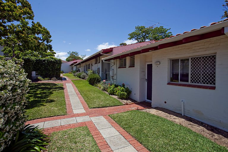 15/21 Anstey Street gallery