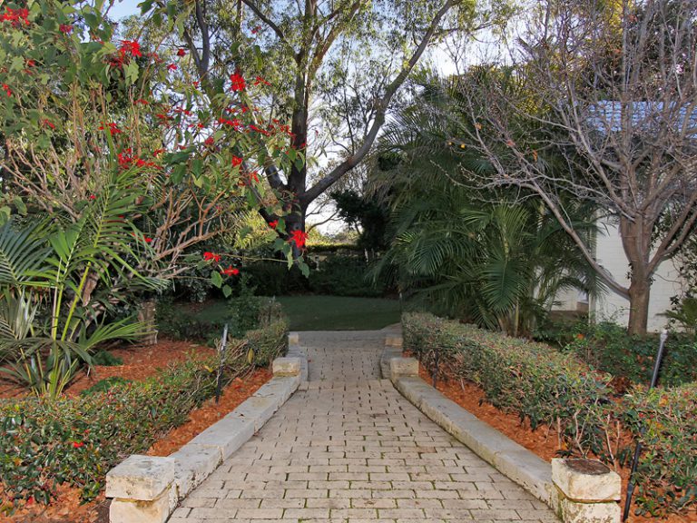 33 Leake Street gallery