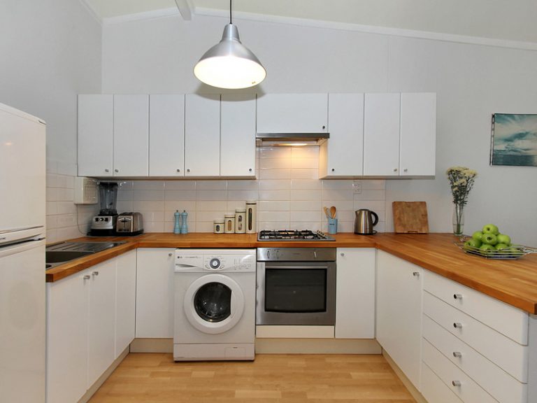 14/17 Glyde Street gallery